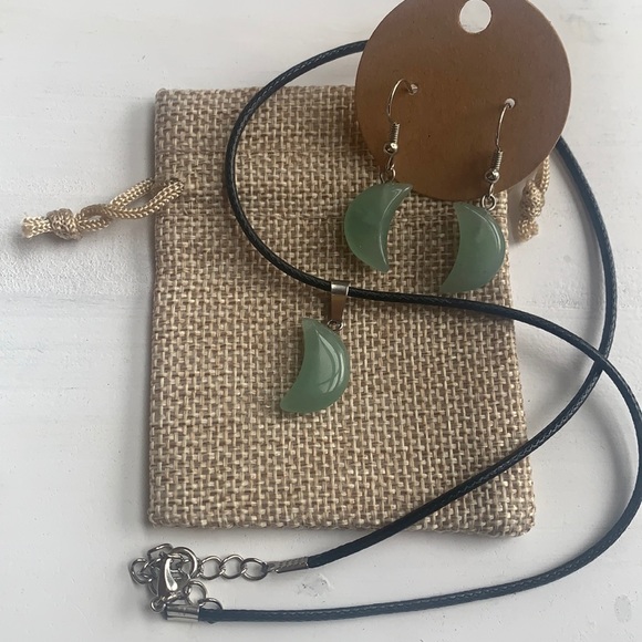 Green Aventurine Moon Necklace Green Aventurine Moon Earrings Matching Set - Picture 2 of 3